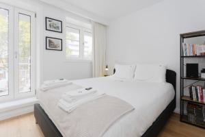 Liiiving in Matosinhos- Colorwave Terrace House