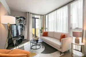 Deluxe One Bedroom near Holborn - Холборн