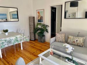 Appartements En face de l-hotel Normandy - Appartement dernier etage : photos des chambres