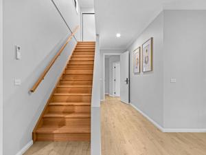 New central three bed townhouse