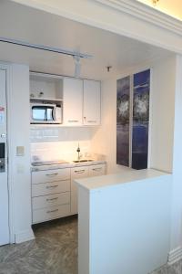 Tropical Executive Flat Suite 817 with View