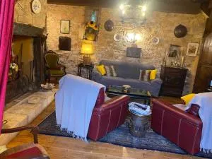 Maison historique en Perigord - Monplaisant