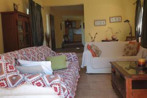 Mansion like house close to beach and Corfu town