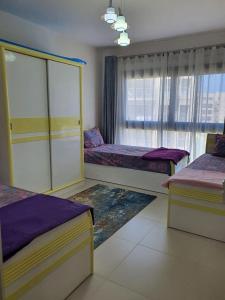 شالية غرفتين و حمامين في مارينا مراسي في أميز موقع في مراسي فيو حمام سباحة