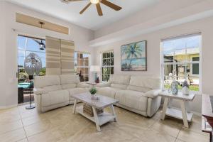 Gorgeous, Gulf Access canal, Heated Pool, Kayaks, Bicycles - Villa Mango - Roelens