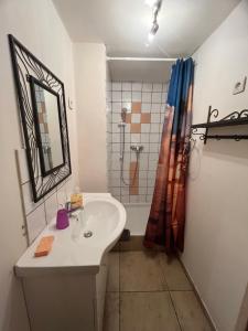 Sejours a la campagne Bergerie Joy, bienvenue entre Ciel & Terre : Chambre Familiale Standard