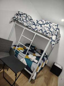 B&B / Chambres d'hotes Locatif gare Lille Europe Souvenir : photos des chambres