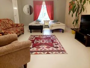 Taideniityn huoneisto Tuuli 1-4lle - Kosula