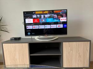 Proche Paris Metro11, charmant Appartement