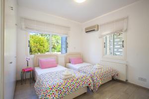 Luxury Villa With Special Sea Views