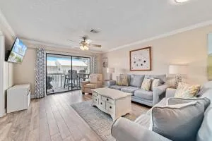 Bayview Unit 70 - Elberta