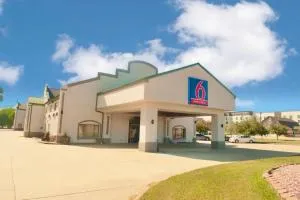 Studio 6 Elkhart, IN - Nappanee