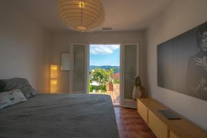 Villas Villa Le Soleil Bleu - Piscine - Jardin : photos des chambres