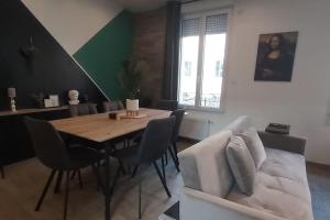 Appartements l- immeuble Booking a Chalon sur Saone : photos des chambres