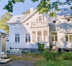 Miniluksus loma-asunto & parveke puuvillassa HUVILAPUISTOSSA