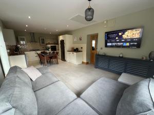 Dinnys Cottage, Free Parking, Bike Hire