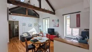 Gîte des Capucins - 库洛米耶