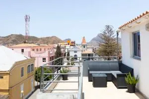 2 bdr cozy apartment in city center, Wifi - LCGR - Picos