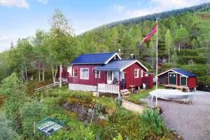 Cozy cabin with a great view - Leirfjord