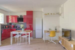 Joli appartement à Caluire avec parking et jardin