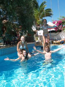 Kastro Studios Apartments