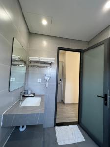 Phòng 3 Người Nhìn Ra Thành Phố (Triple Room with City View)