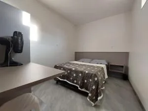 Quarto de Casal - Queen's Hotel - Planaltina