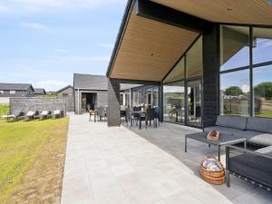 Spacious Retreat near Beach - By Traum Ferienwohnungen