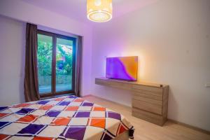 With a view Residence 2 - Two Bedroom Deluxe Apartament with Terrace and City View