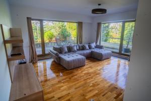 With a view Residence 2 - Two Bedroom Deluxe Apartament with Terrace and City View