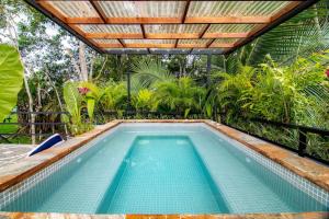 Volcano-Lux Arenal, King Bed, La Fortuna