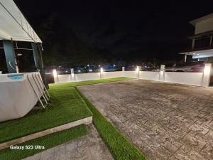 Azalea Homestay with Private Pool & Barbecue