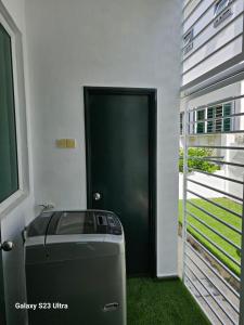 Azalea Homestay with Private Pool & Barbecue