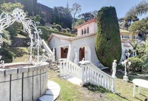 Villa CAP AZUR BORD DE MER