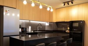 Hermoso Depto Nuevo 3D 2B y Litera Vista al Lago con Piscina Temperada , Jacuzzi