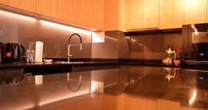 Hermoso Depto Nuevo 3D 2B y Litera Vista al Lago con Piscina Temperada , Jacuzzi