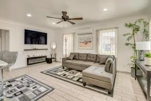 2 Mi to SoFi Stadium Updated Inglewood Home! - 英格尔伍德