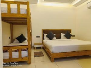 Good Vibes Hotel