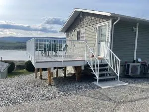 Mums Lakeview Suite - Silver Star