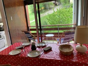 Appartements T2 Cabine 6 pers avec parking, face aux pistes - Enchastrayes - FR-1-165A-189 : photos des chambres