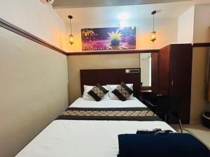 RIO ROOMS Medical College