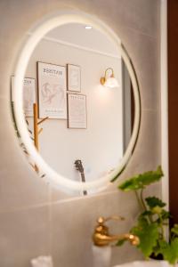 Mật Pet Farm - Mộc Châu