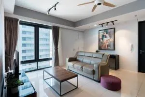 Seaview Tropicana218 3BR 2CP - Kampong Makam