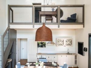 Waterside Luxury Sky Pad