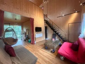 巒大山居 - Lu-shan-wen-ch'üan