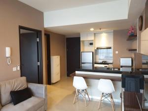 Cozy Room in Orange County Suite-Apartment In Lippo-Cikarang CBD