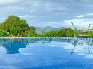 Campista's Cabin Campsite near the Beach - Sipating