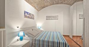 Adiacente Piazza del Mercato