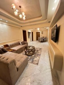 شقة في المنيل