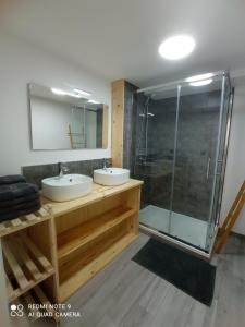 Maisons de vacances Entre 2 eaux : photos des chambres